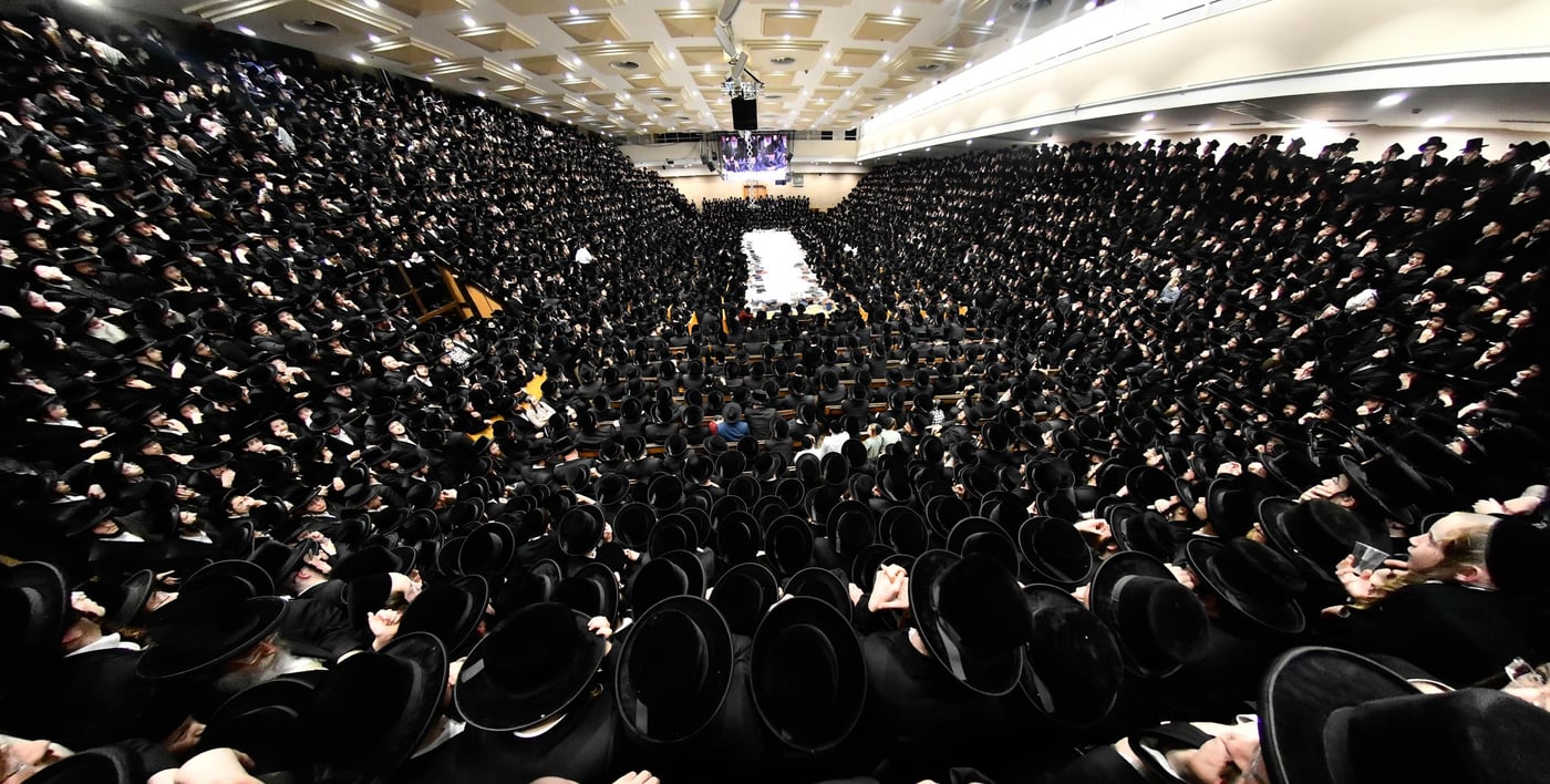 זאת חנוכה בחצה"ק בעלזא