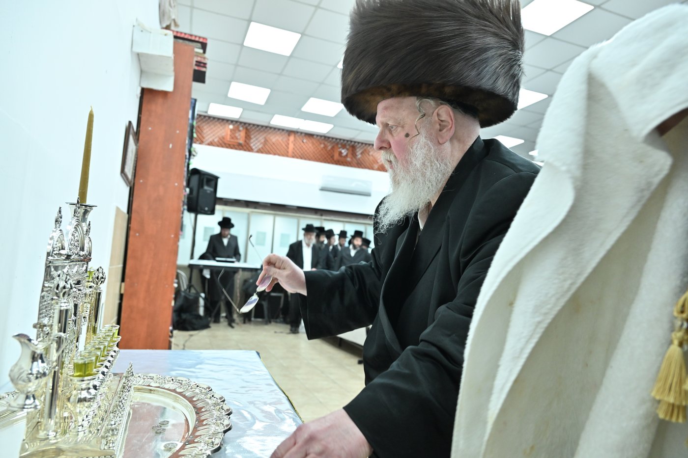 חנוכה בחצה"ק סאסוב