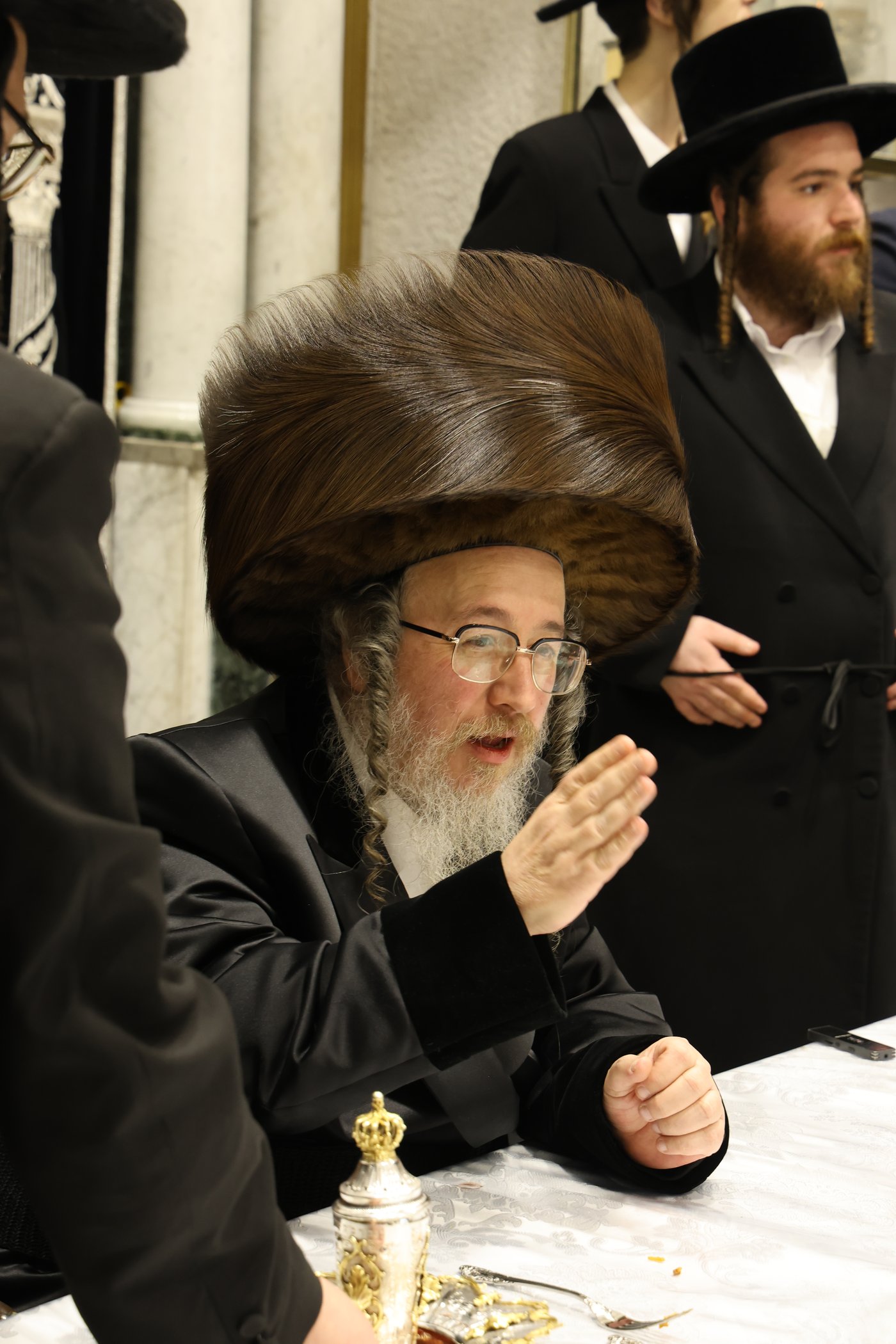 זאת חנוכה בחצה"ק ביאלה ב"ב