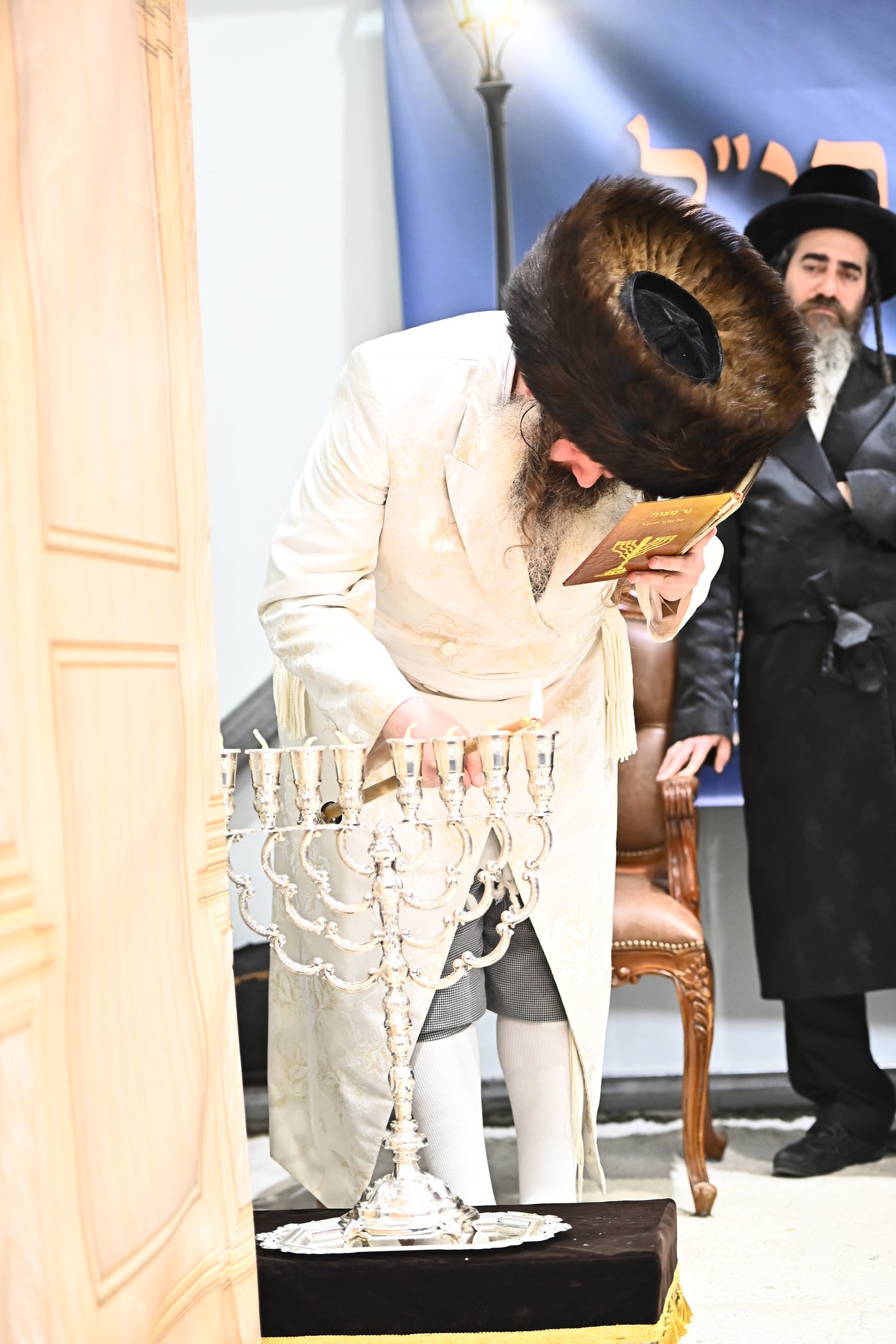 זאת חנוכה בחצה"ק זוטשקה