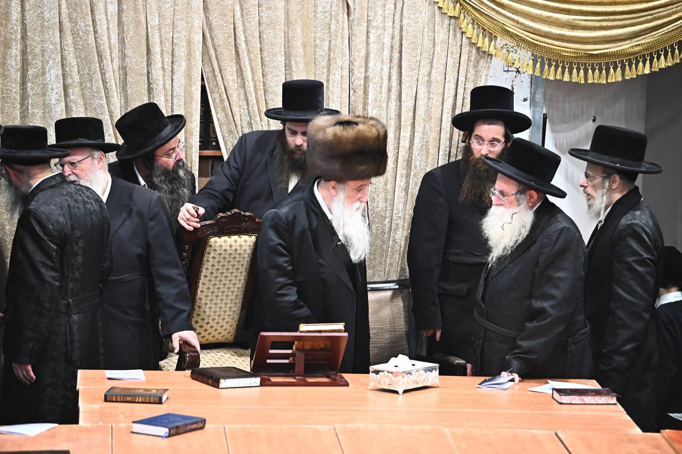 זאת חנוכה בחצה"ק מכנובקא בעלזא