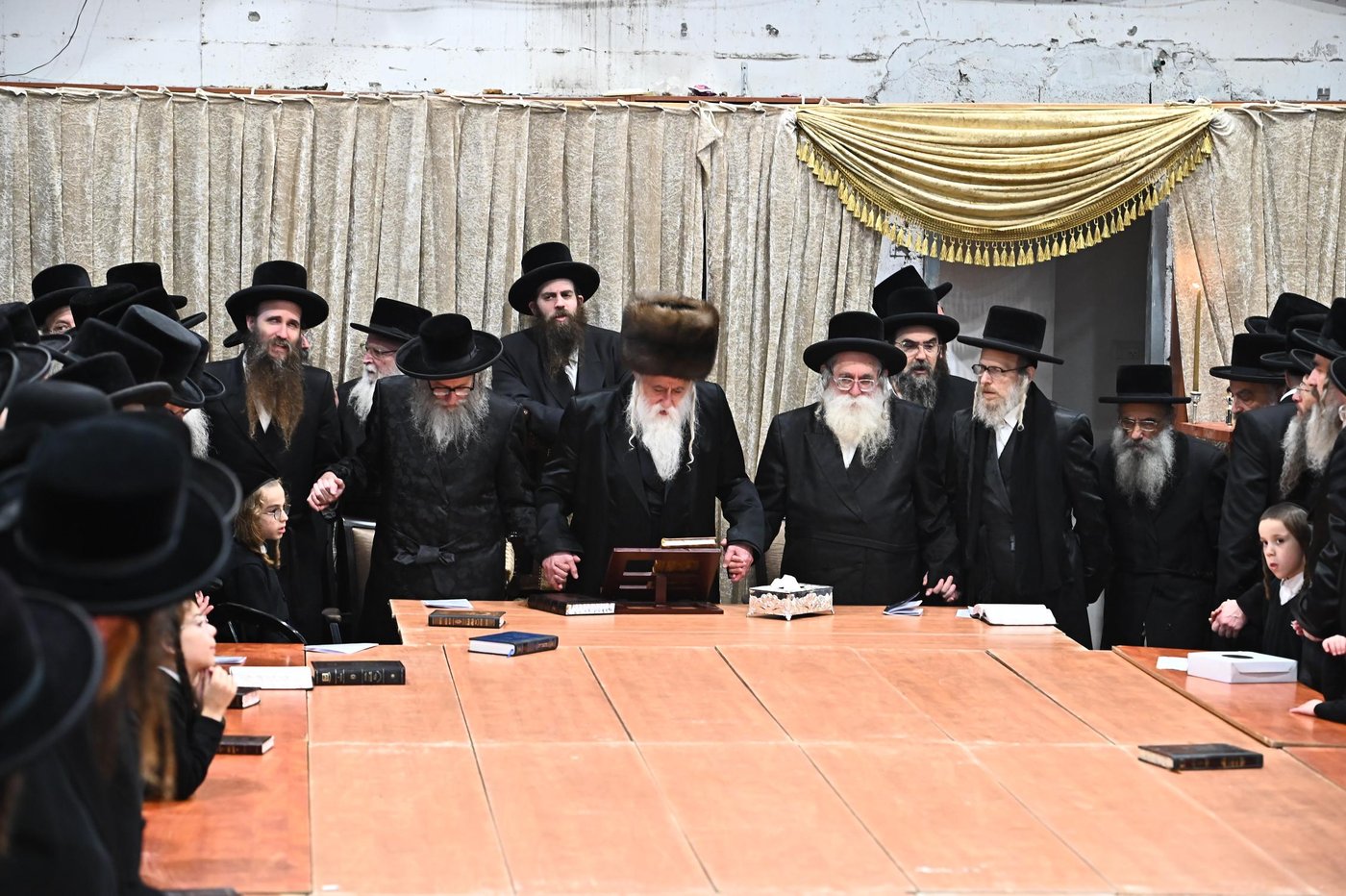 זאת חנוכה בחצה"ק מכנובקא בעלזא