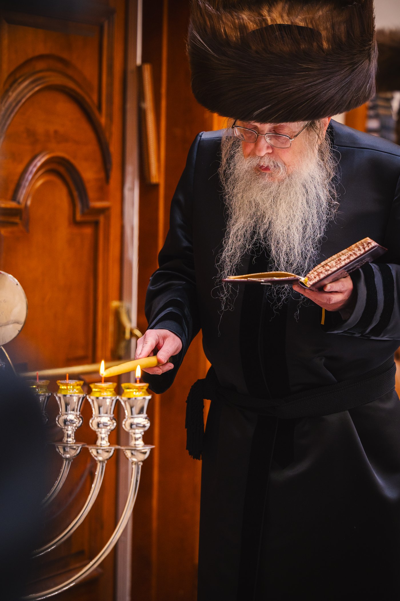 חנוכה בחצה"ק טאהש