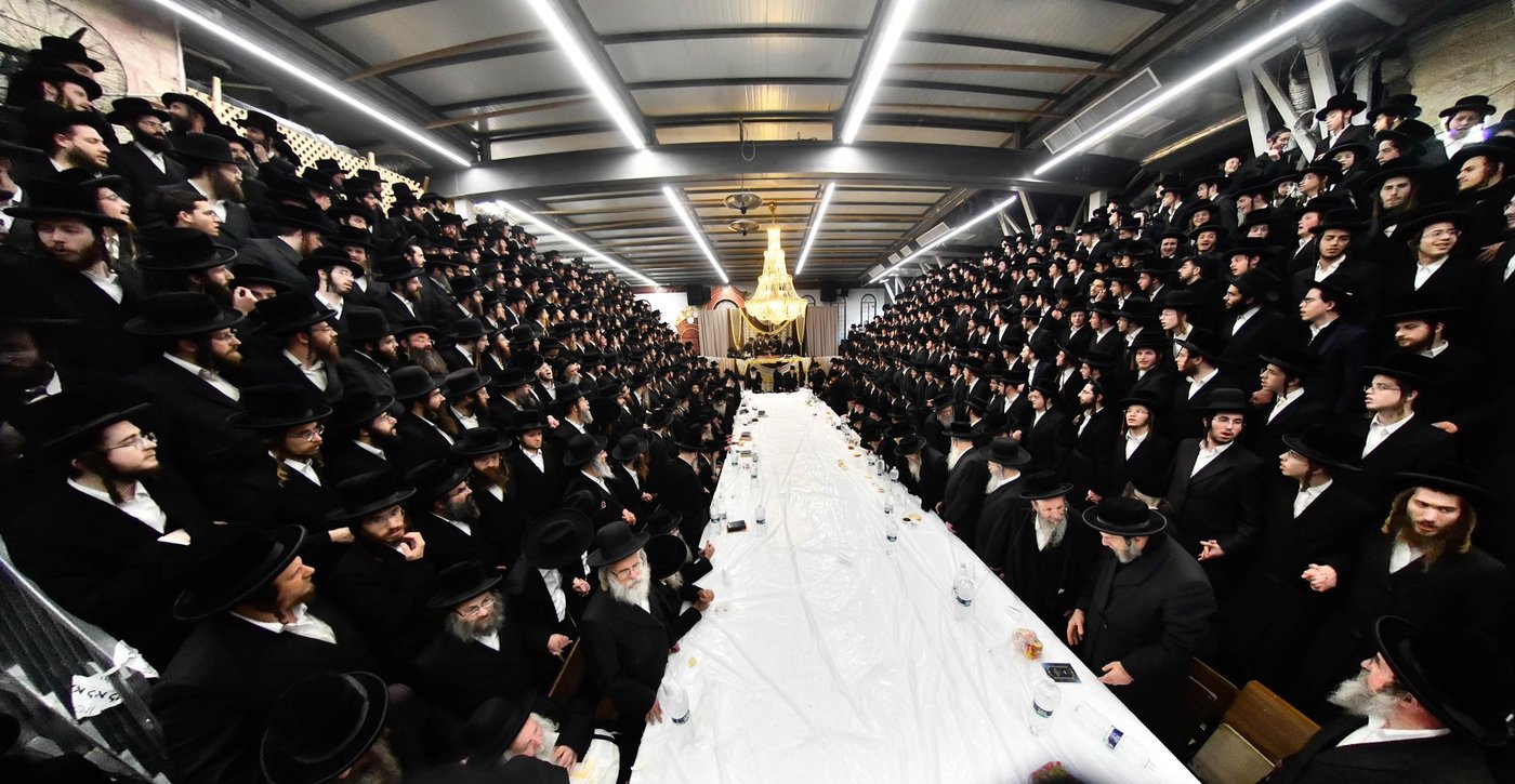 זאת חנוכה בחצה"ק פינסק קרלין