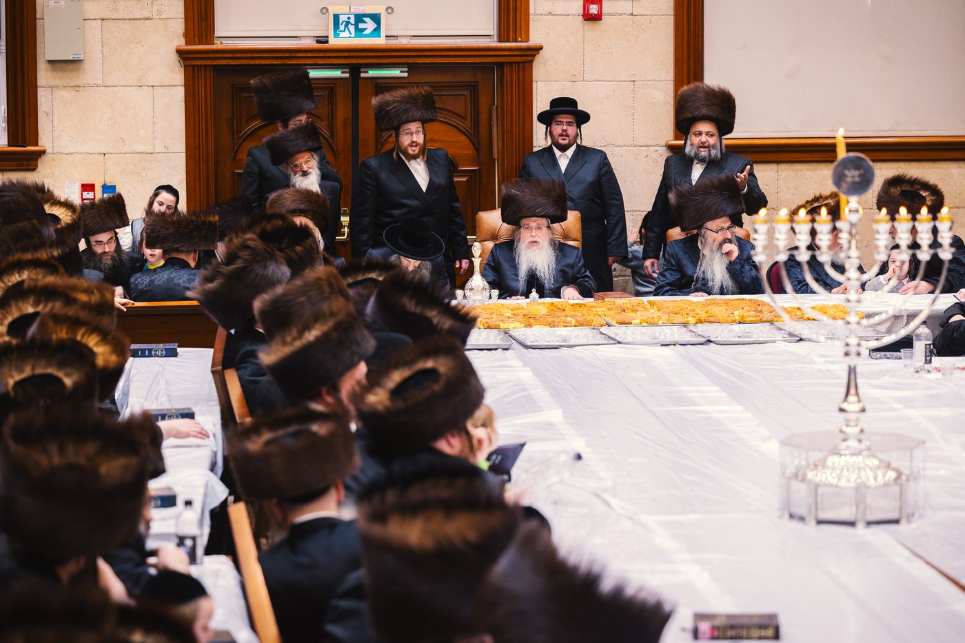 חנוכה בחצה"ק טאהש