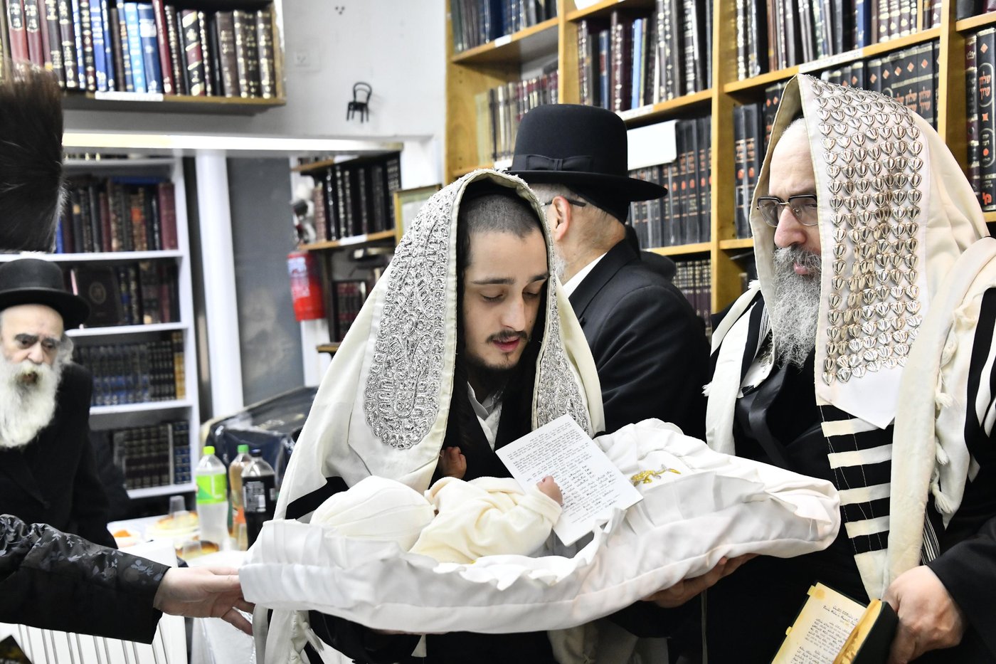 שמחת הברית בחצרות טעמשוואר - טורקא