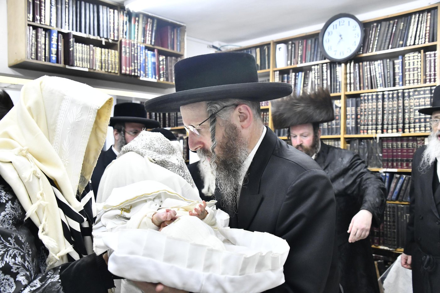 שמחת הברית בחצרות טעמשוואר - טורקא