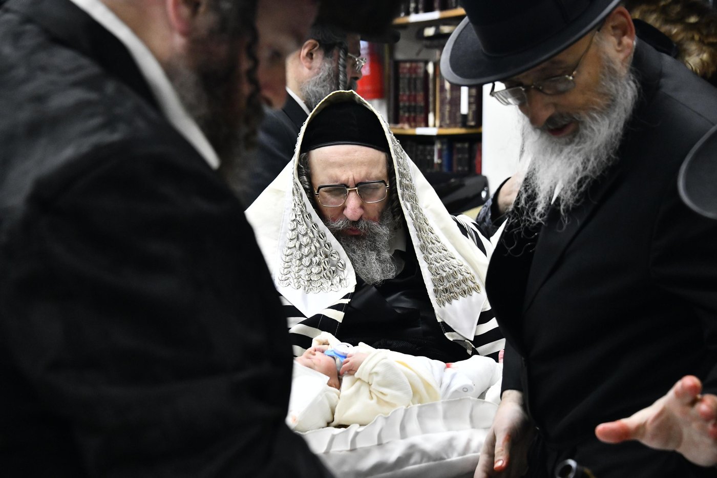 שמחת הברית בחצרות טעמשוואר - טורקא