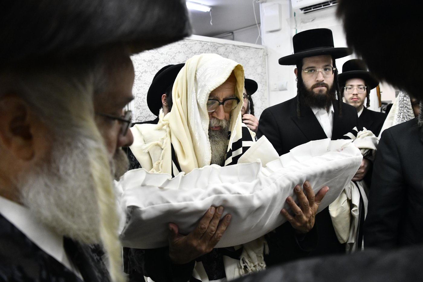 שמחת הברית בחצרות טעמשוואר - טורקא