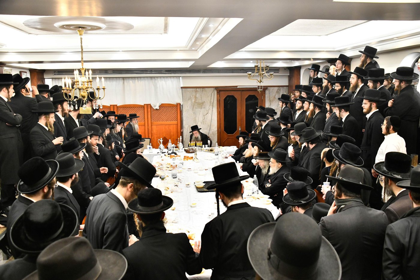 זאת חנוכה בלעלוב צפניה