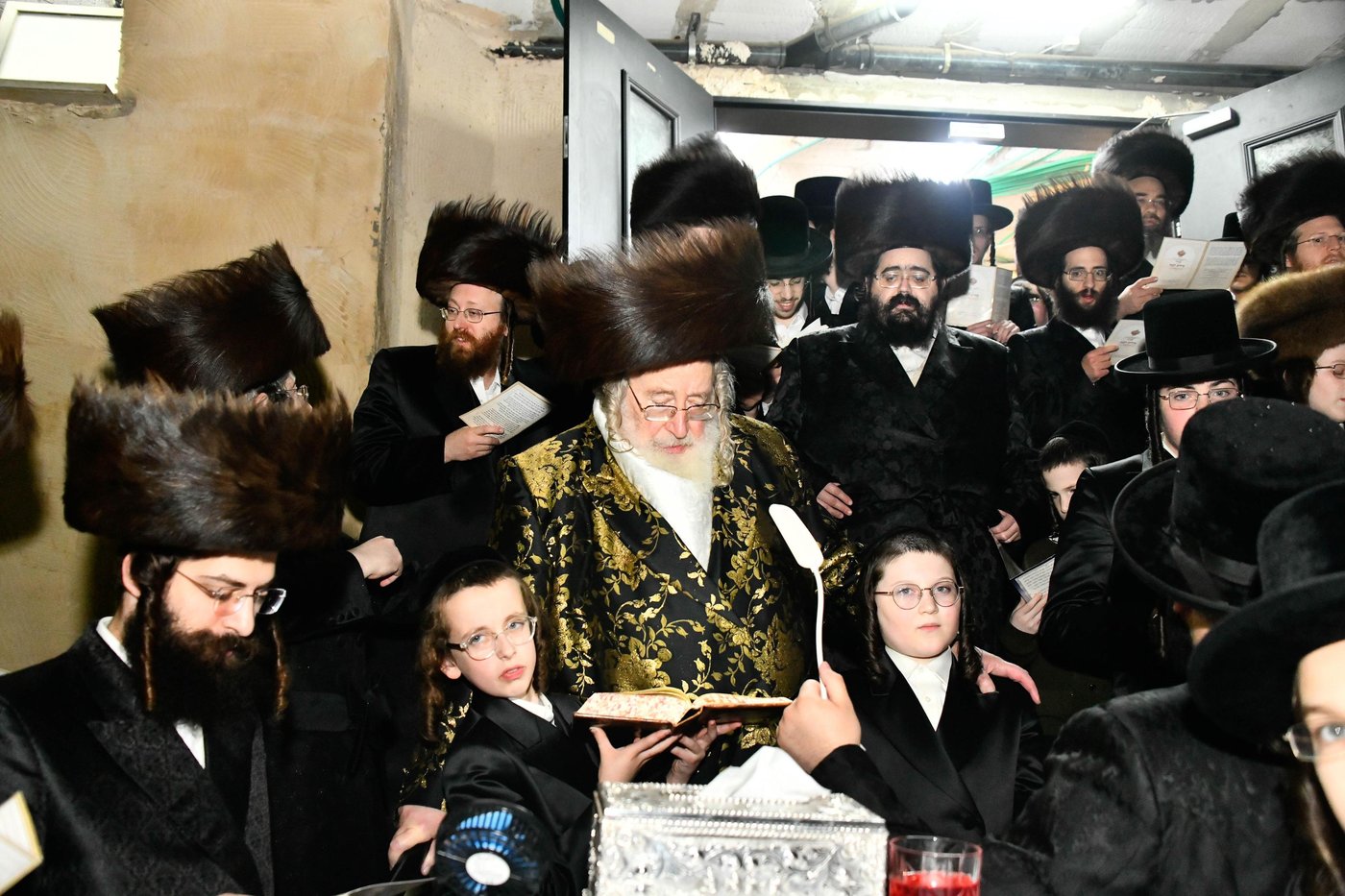 האדמו"ר מספינקא בקידוש לבנה