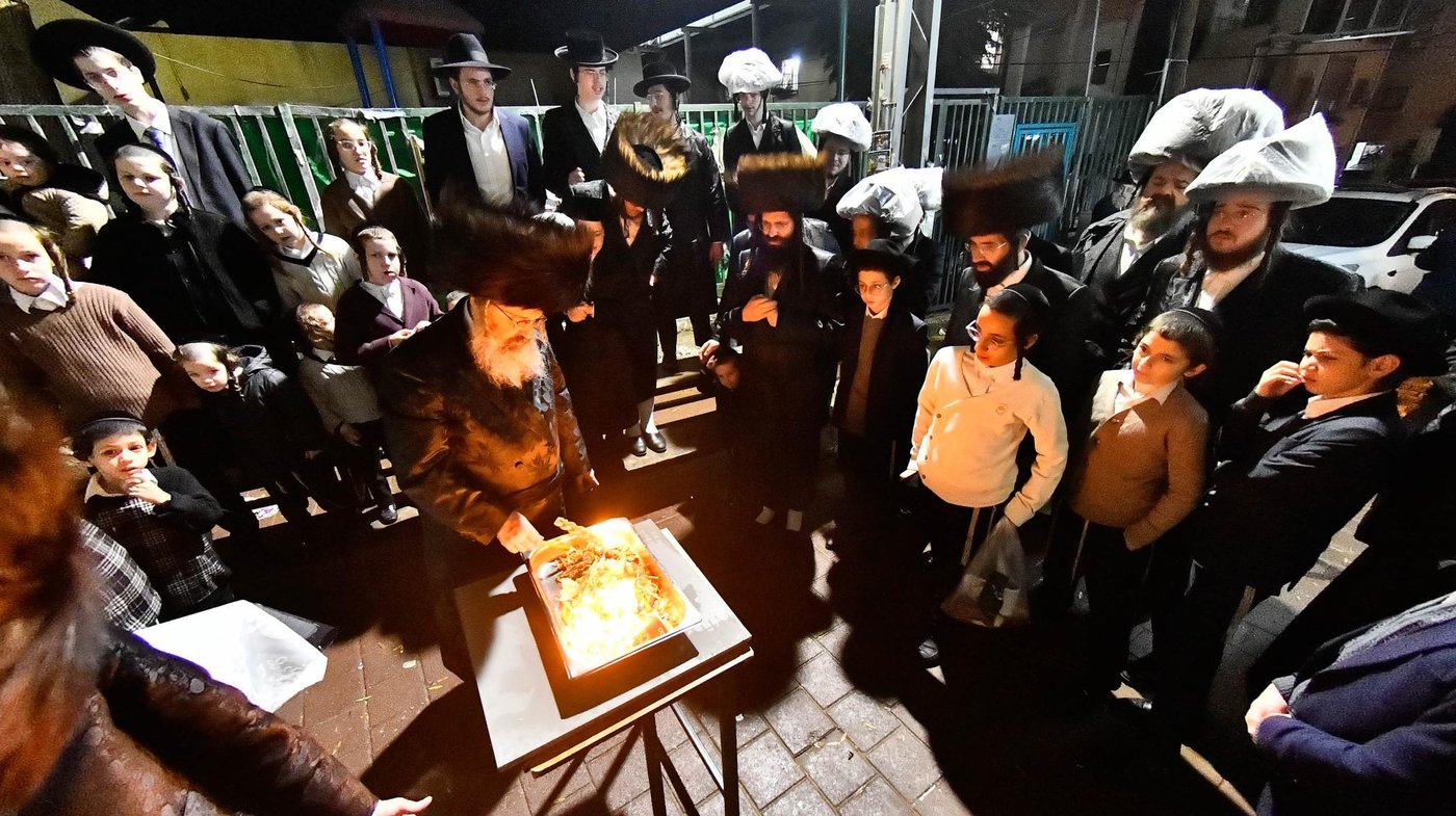 שריפת הפתילות בזוטשקא אמסנא