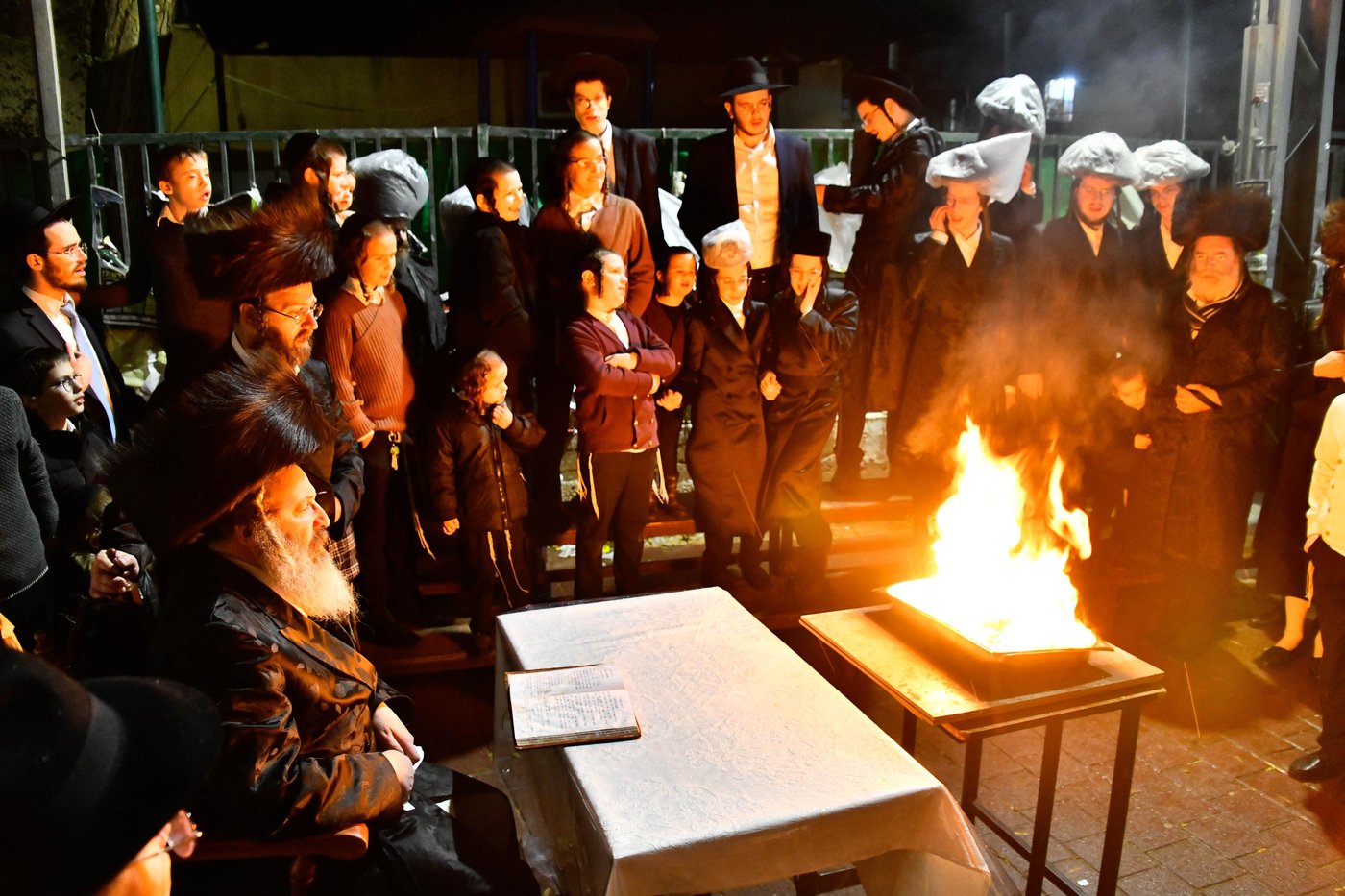 שריפת הפתילות בזוטשקא אמסנא