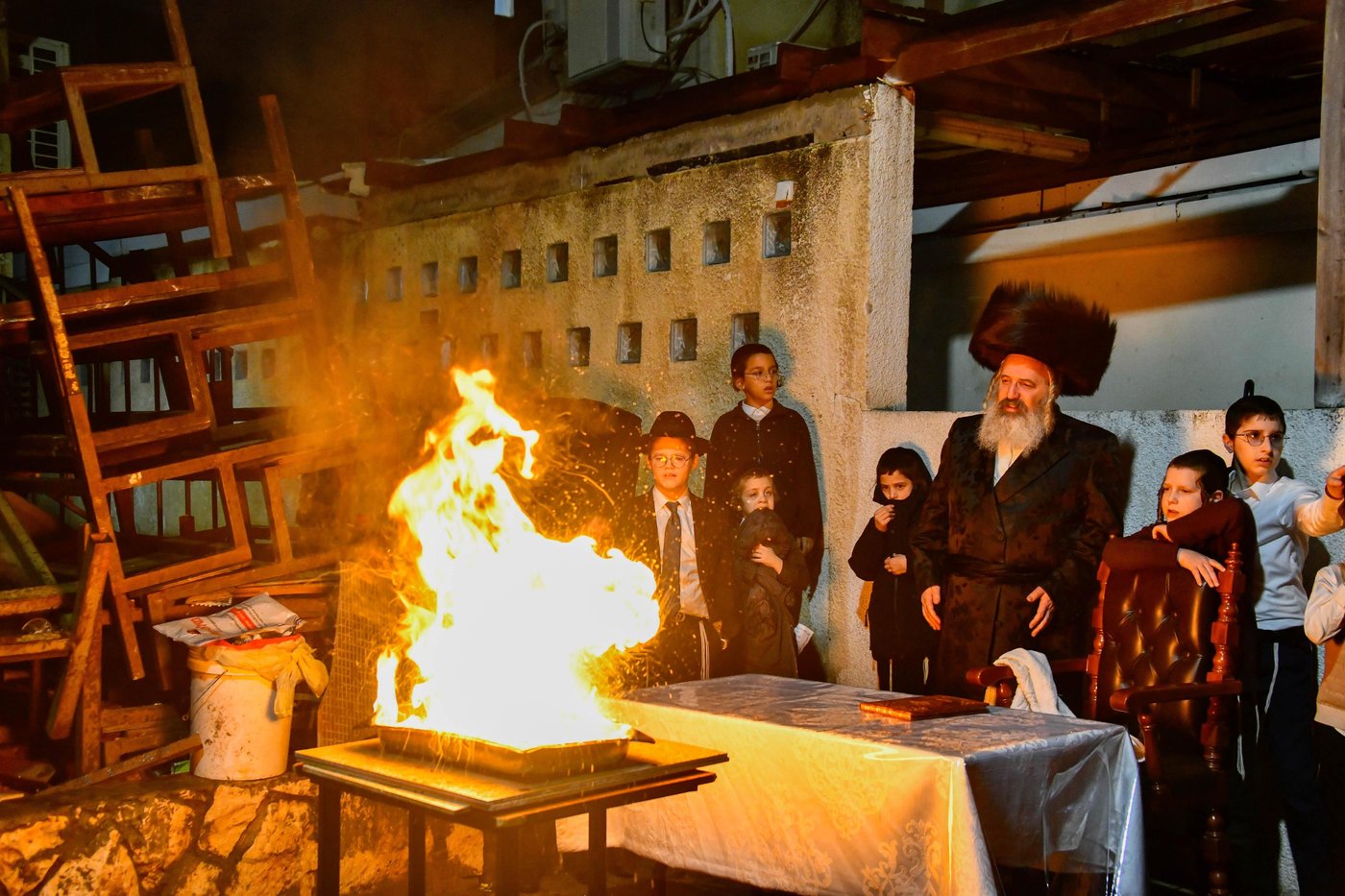 שריפת הפתילות בזוטשקא אמסנא