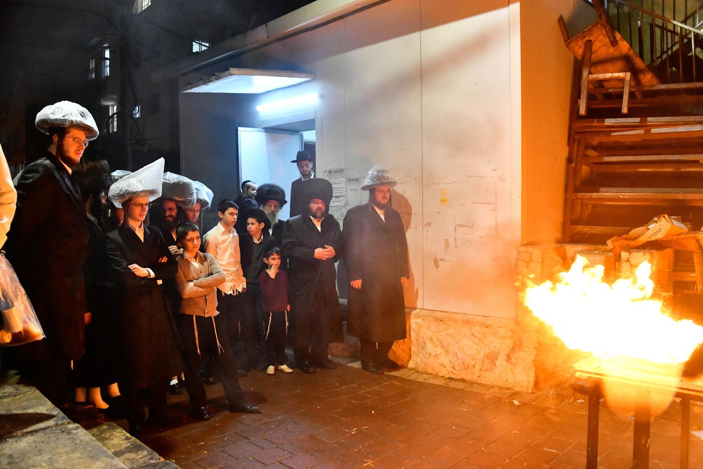 שריפת הפתילות בזוטשקא אמסנא