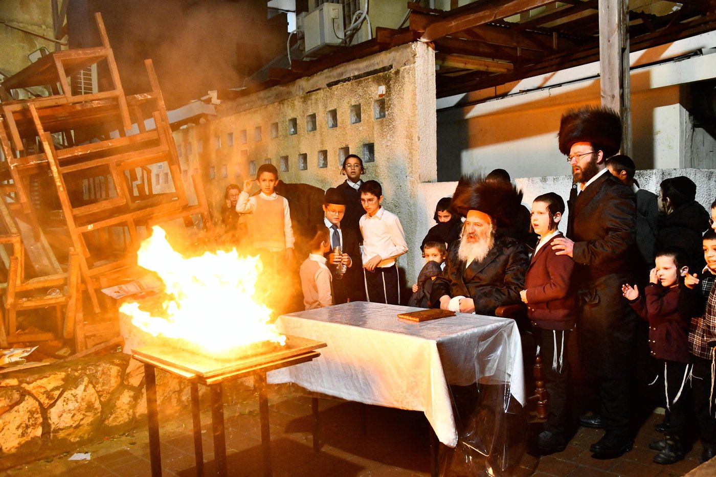 שריפת הפתילות בזוטשקא אמסנא