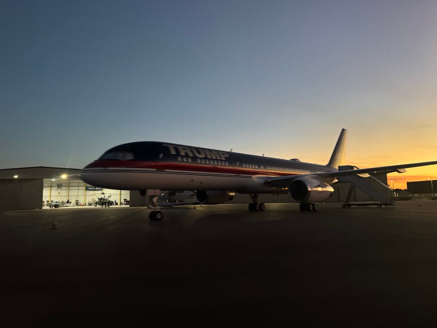 התמונה שפורסמה לצד הכיתוב: "ערב טוב פלורידה!"