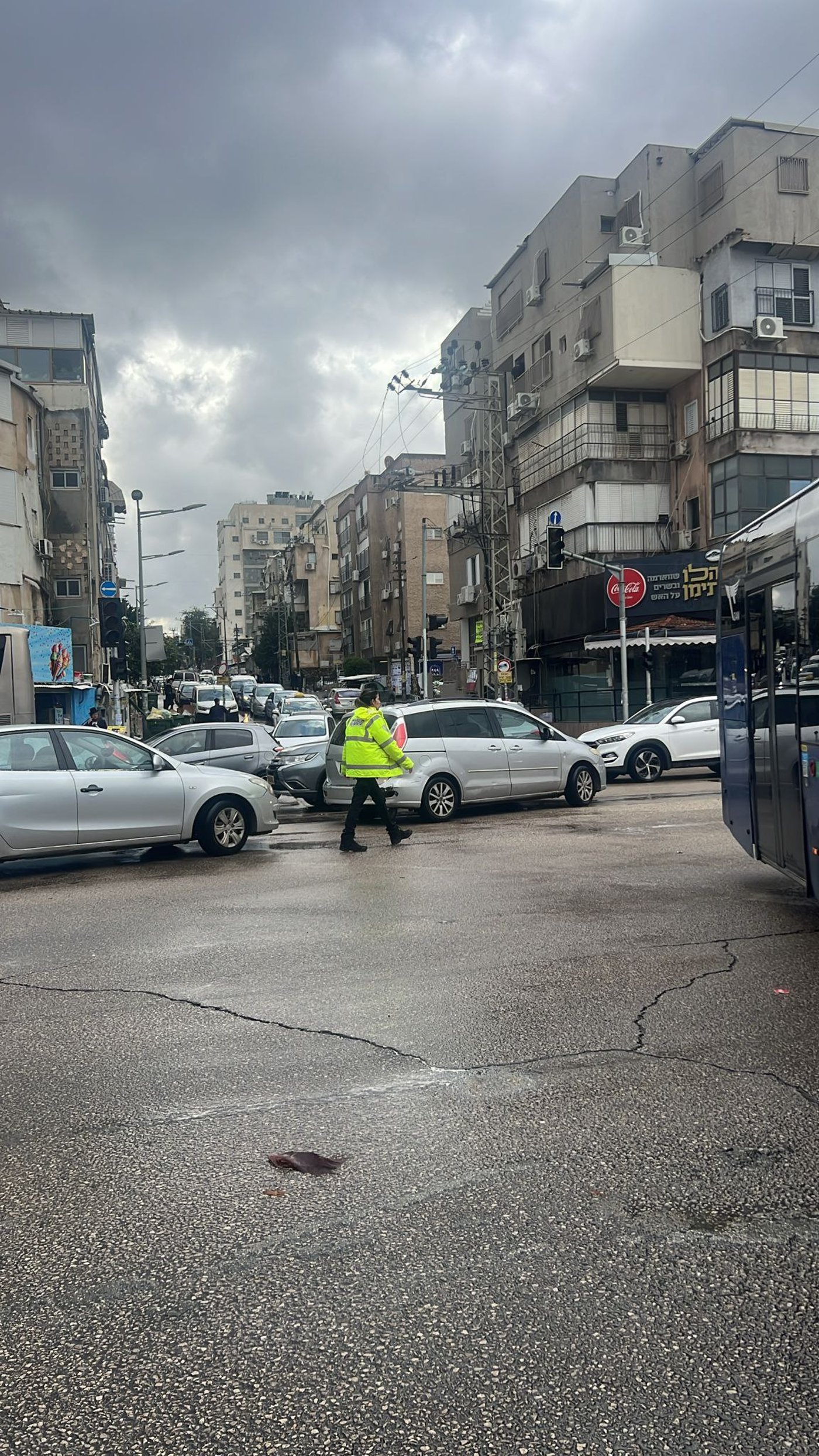 העומס ברחוב ז'בוטינסקי בבני ברק, הבוקר