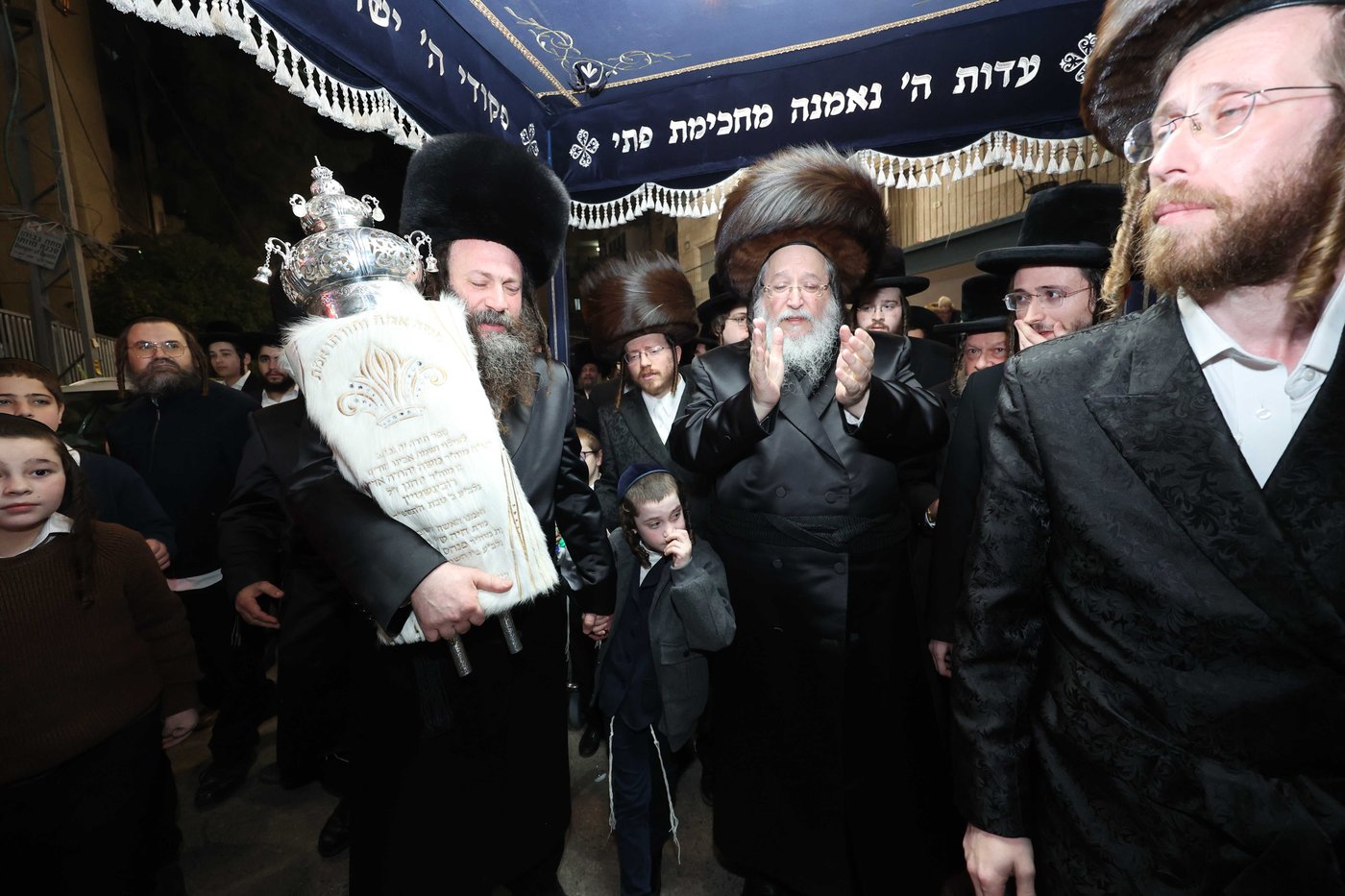 הכנסת ס"ת בסאווראן