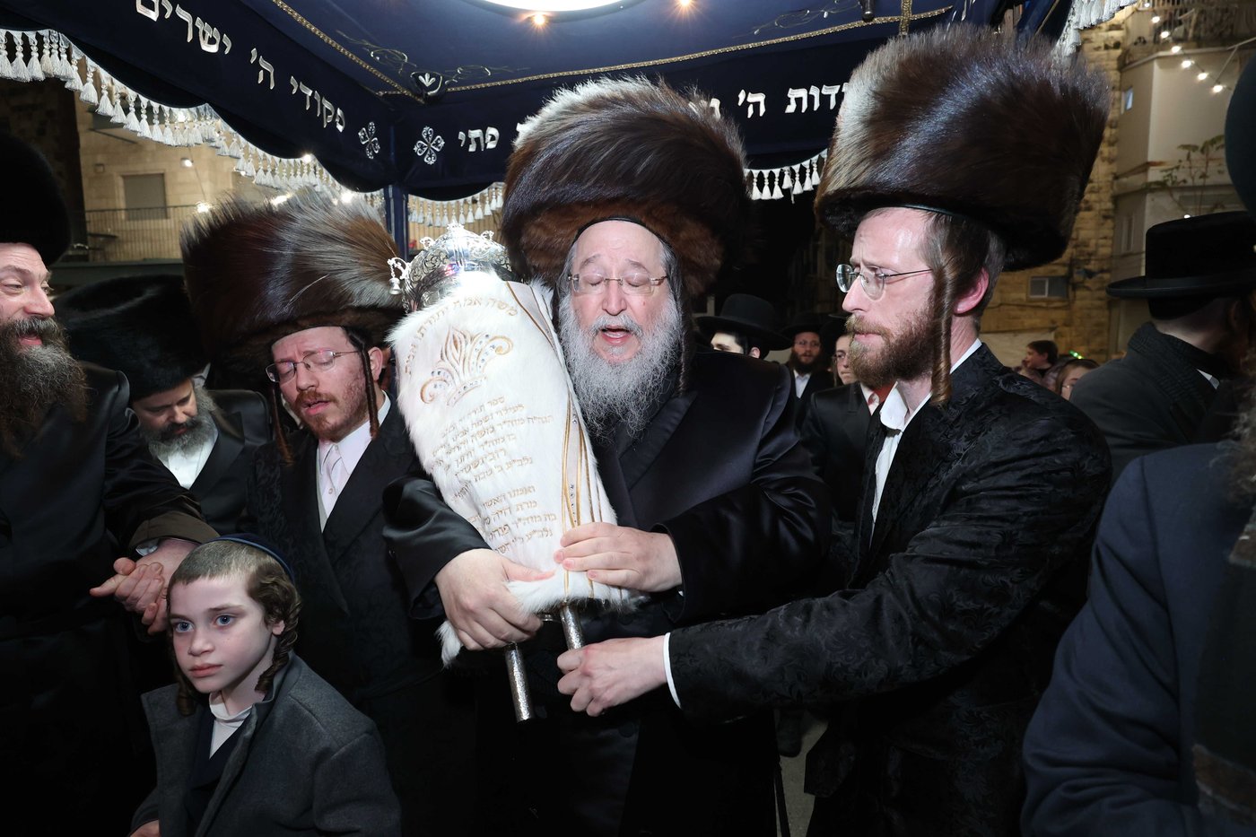 הכנסת ס"ת בסאווראן