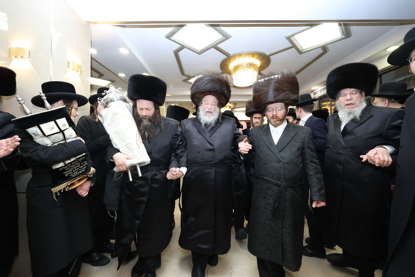 הכנסת ס"ת בסאווראן