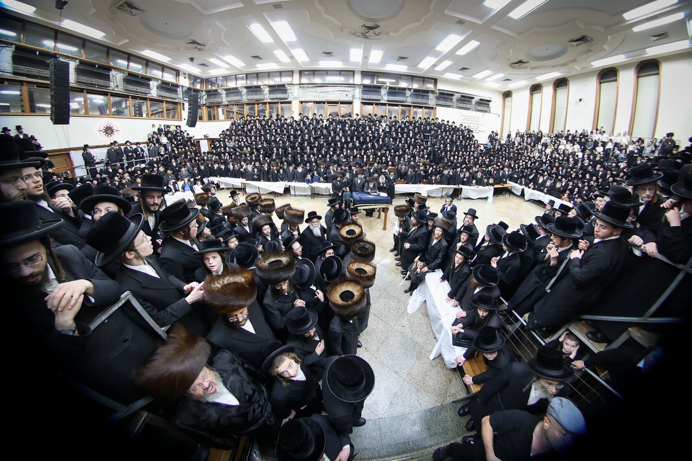 הכנסת ס"ת ברחמיסטריווקא