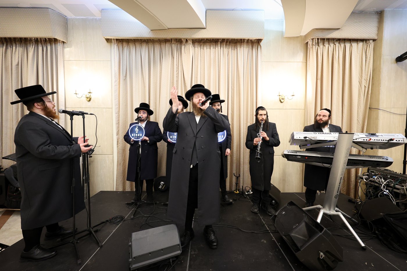 הכנסת ס"ת ברחמיסטריווקא