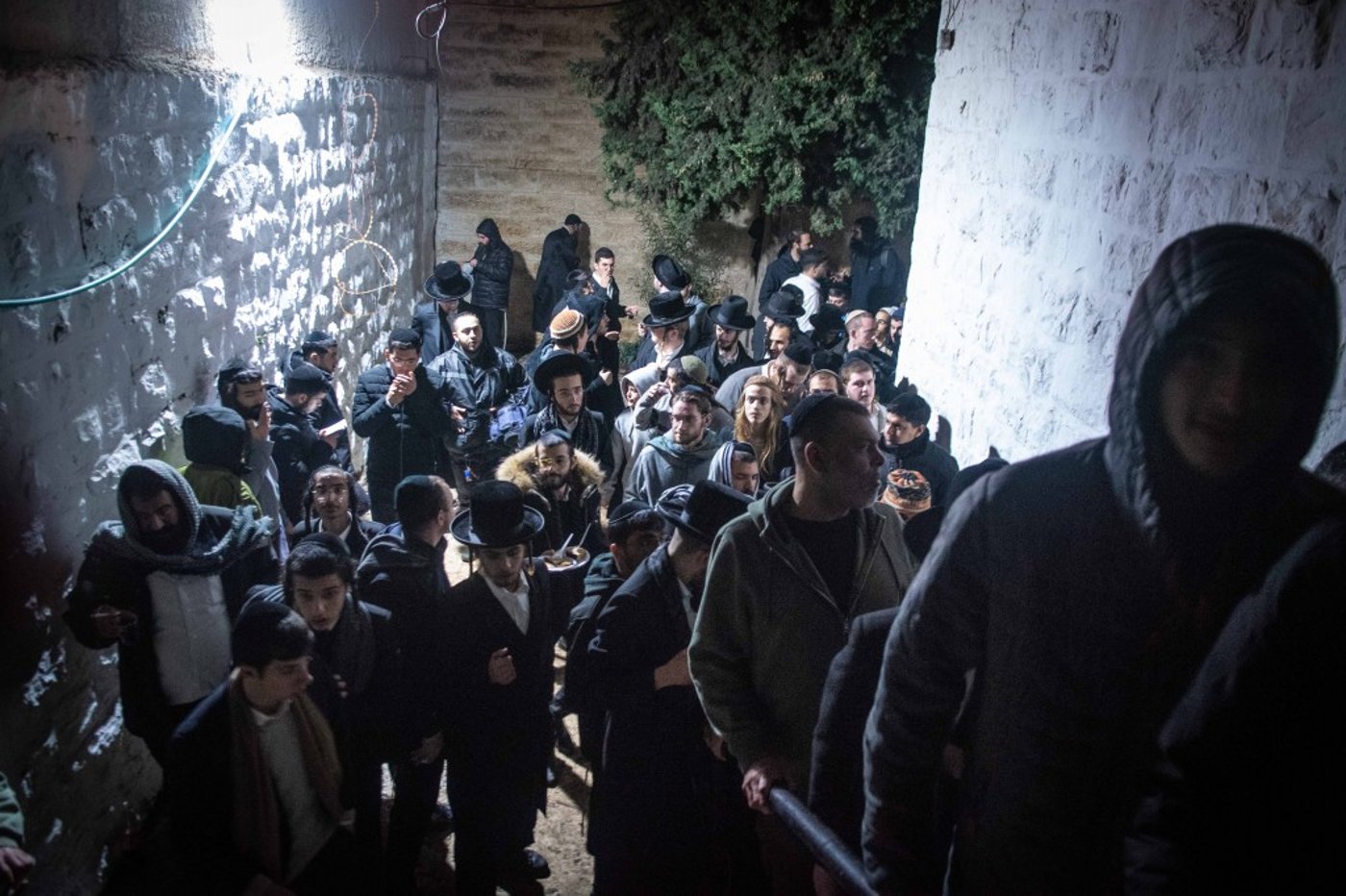 ליל עשרה בטבת בקבר יוסף שבשכם