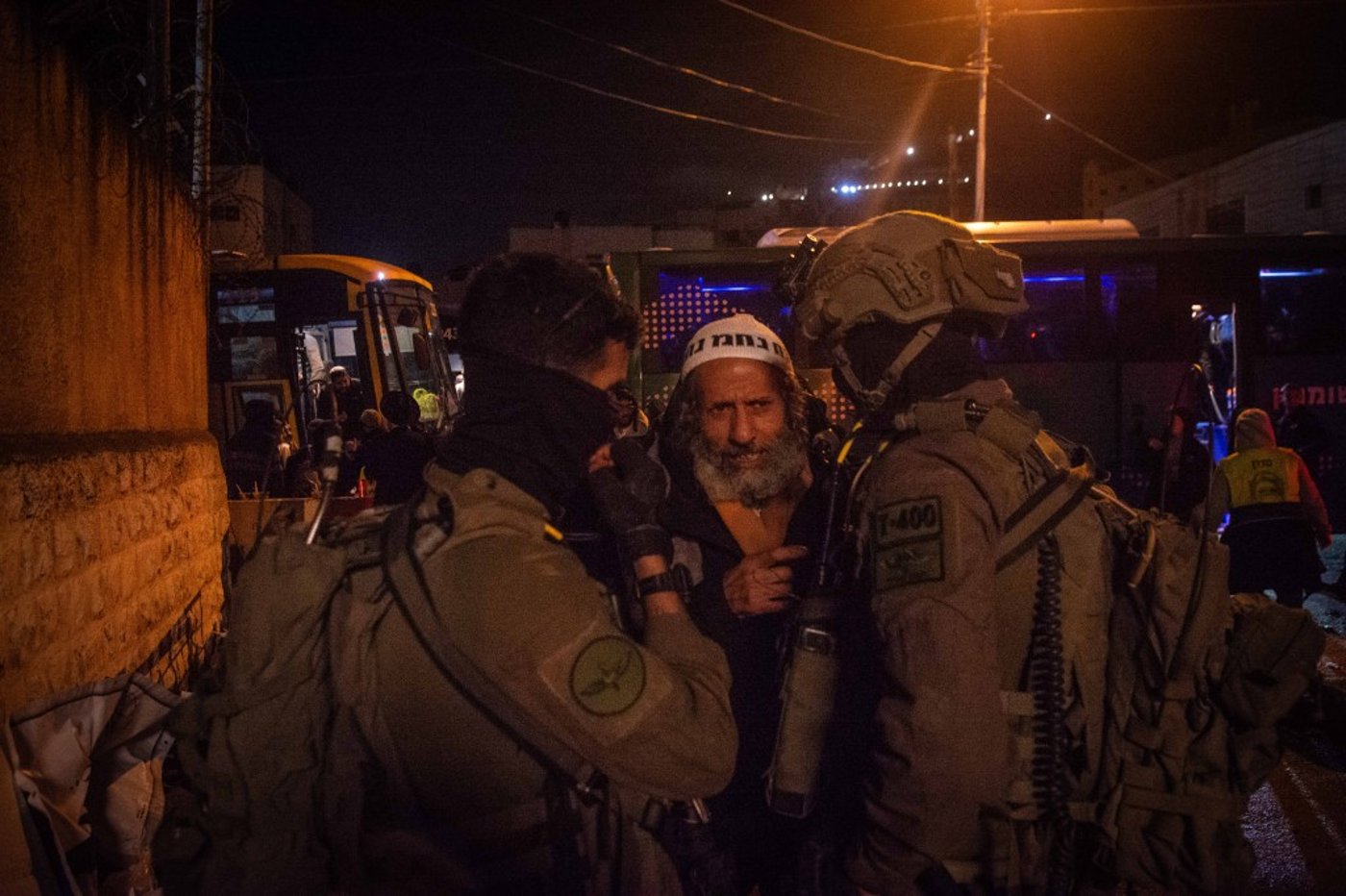 ליל עשרה בטבת בקבר יוסף שבשכם