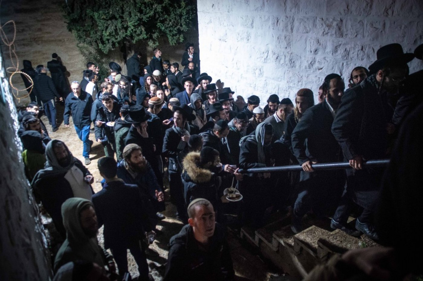 ליל עשרה בטבת בקבר יוסף שבשכם