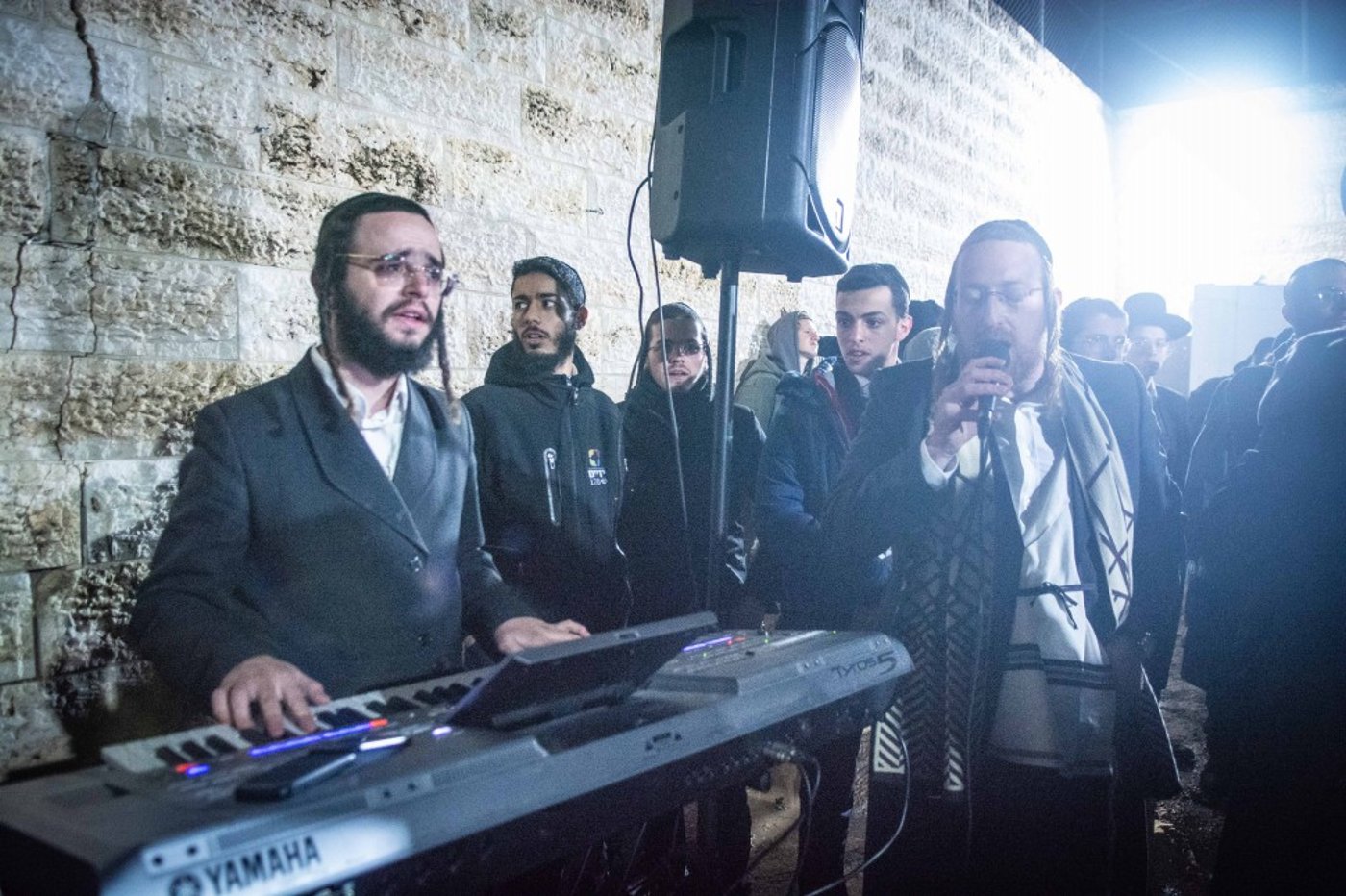 ליל עשרה בטבת בקבר יוסף שבשכם