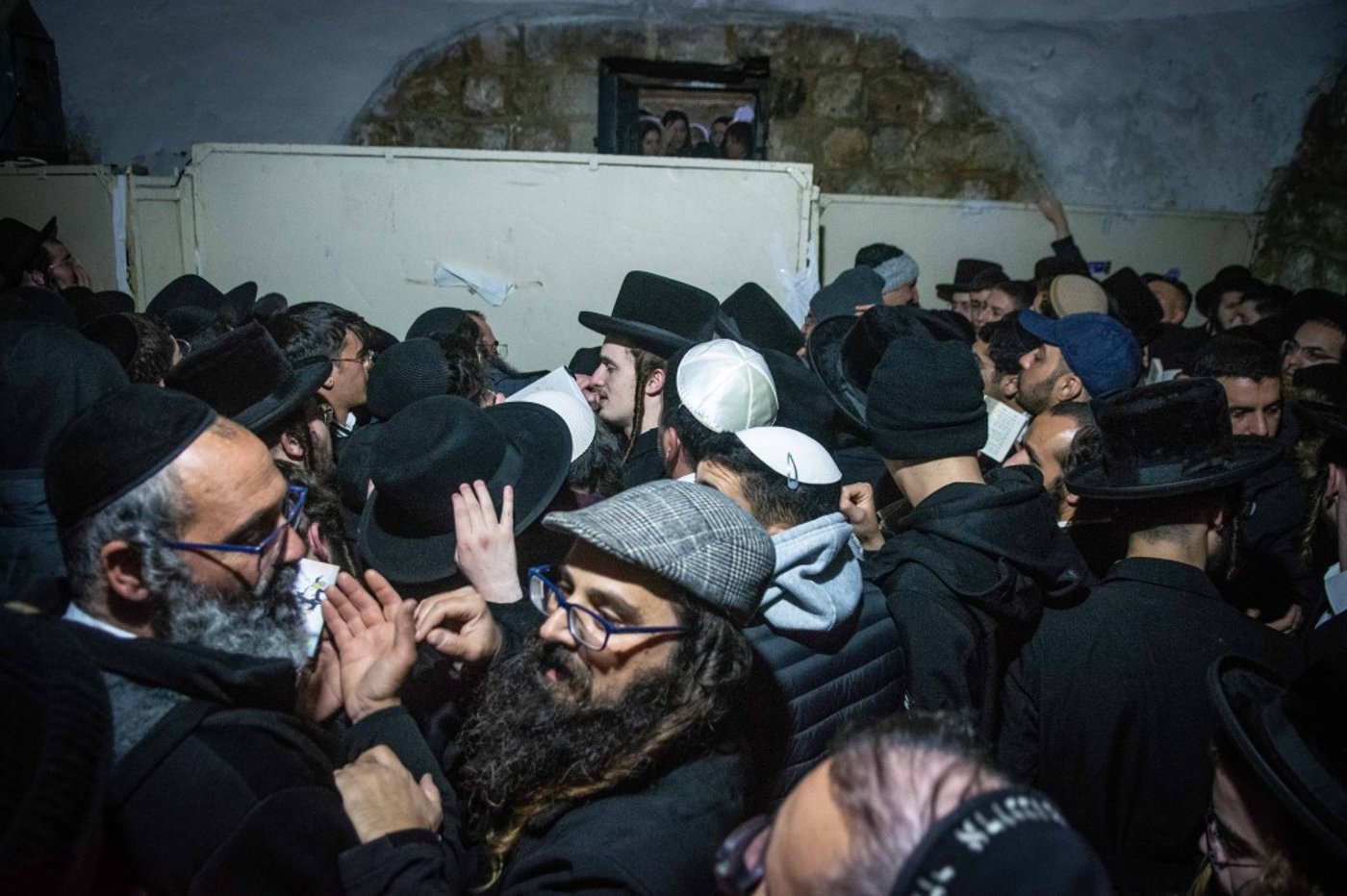 ליל עשרה בטבת בקבר יוסף שבשכם