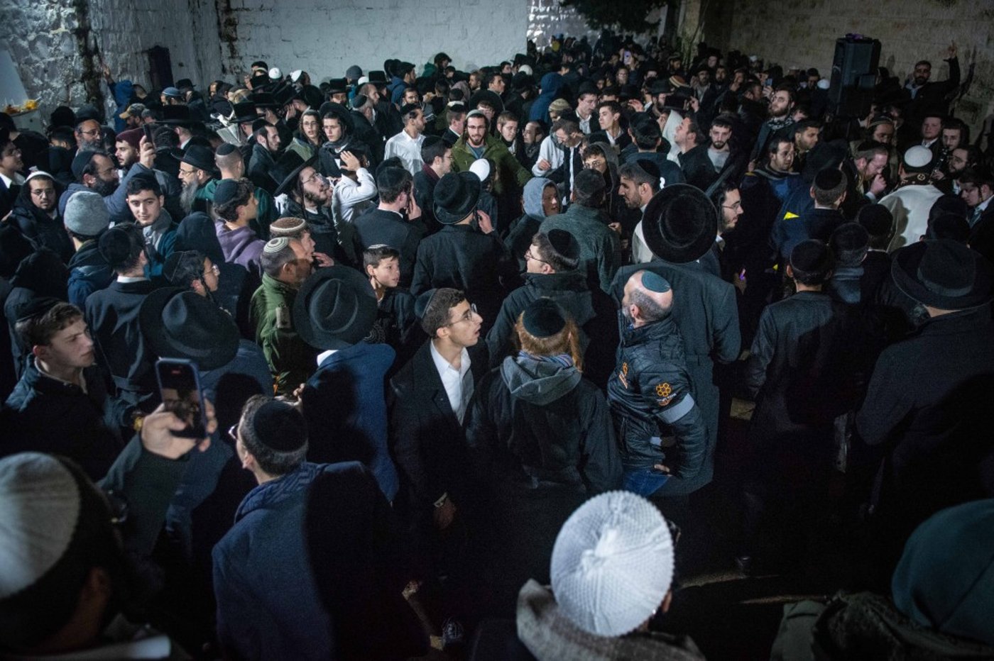 ליל עשרה בטבת בקבר יוסף שבשכם