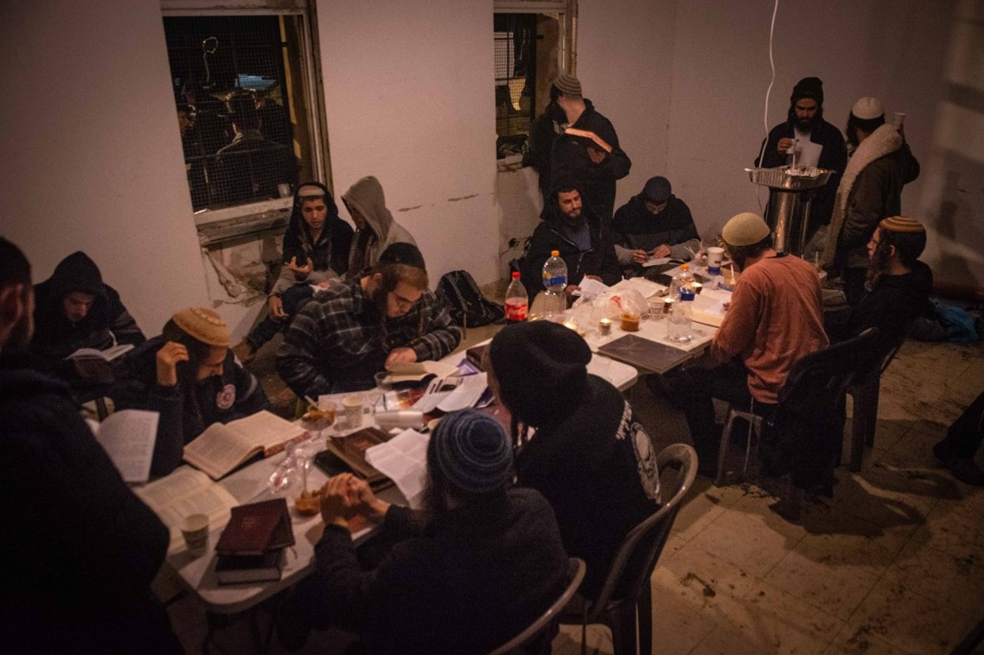 ליל עשרה בטבת בקבר יוסף שבשכם