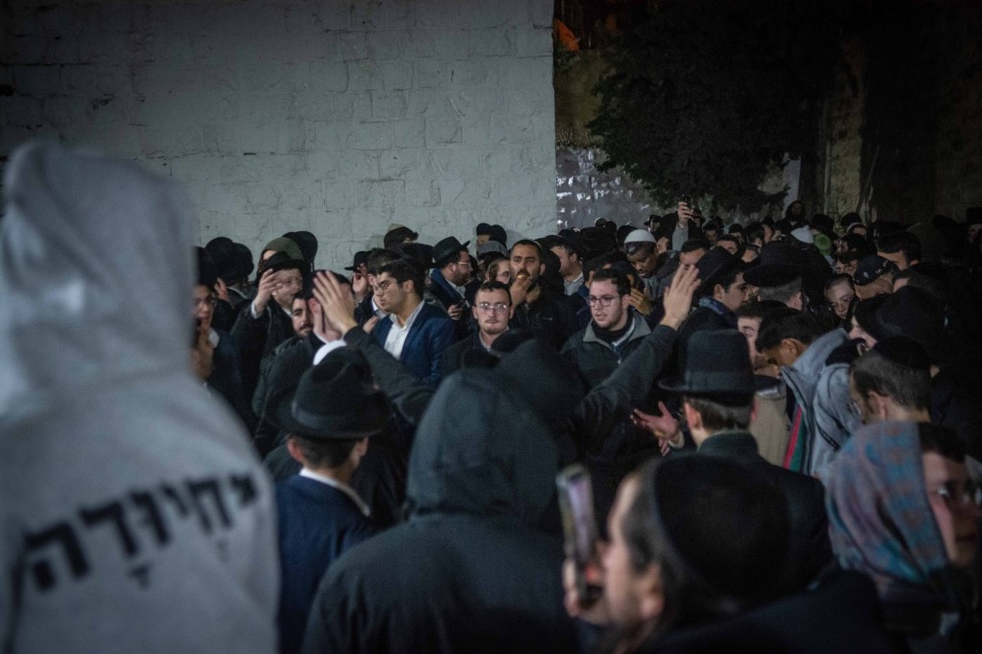 ליל עשרה בטבת בקבר יוסף שבשכם