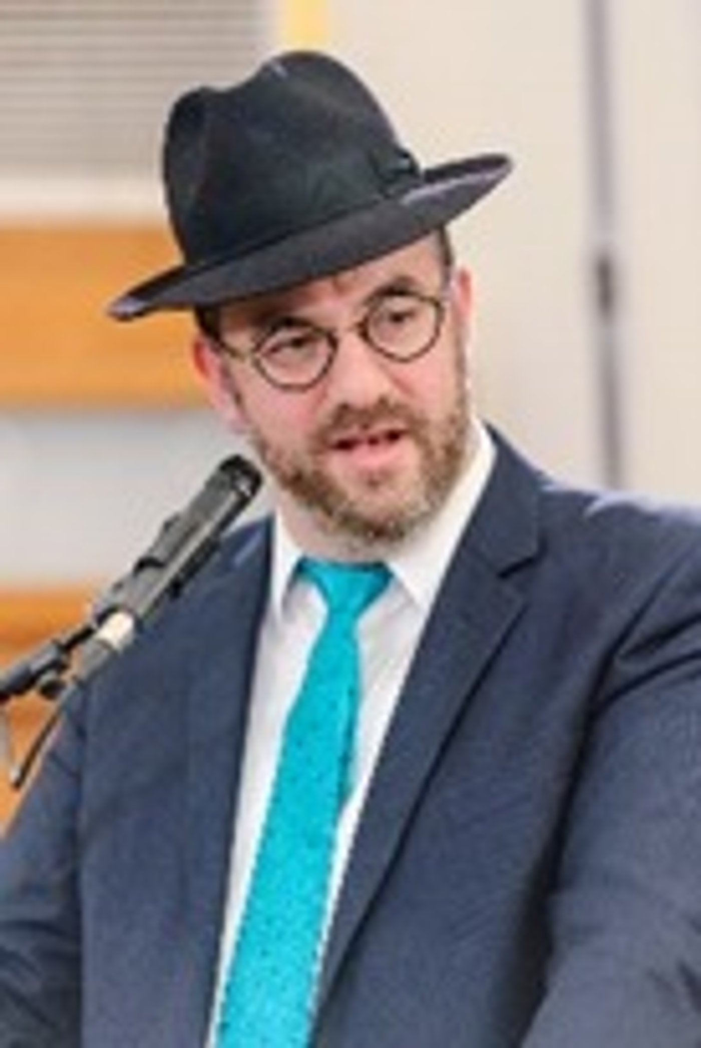 כותב השורות. הרב ישראל רידר