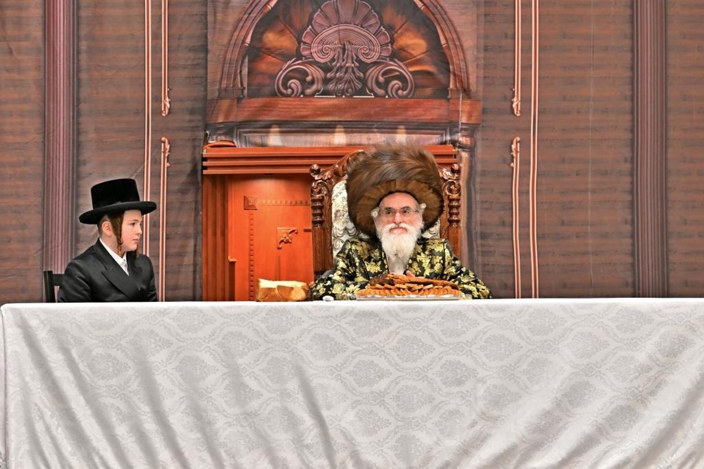 בר מצווה לבן הרב חיים מאיר מרקוביץ, אצל האדמו"ר מויזניץ