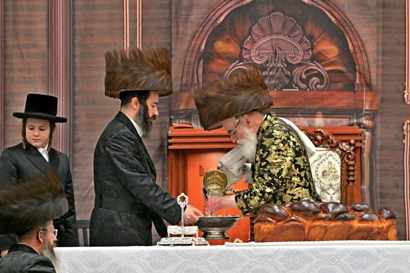 בר מצווה לבן הרב חיים מאיר מרקוביץ, אצל האדמו"ר מויזניץ