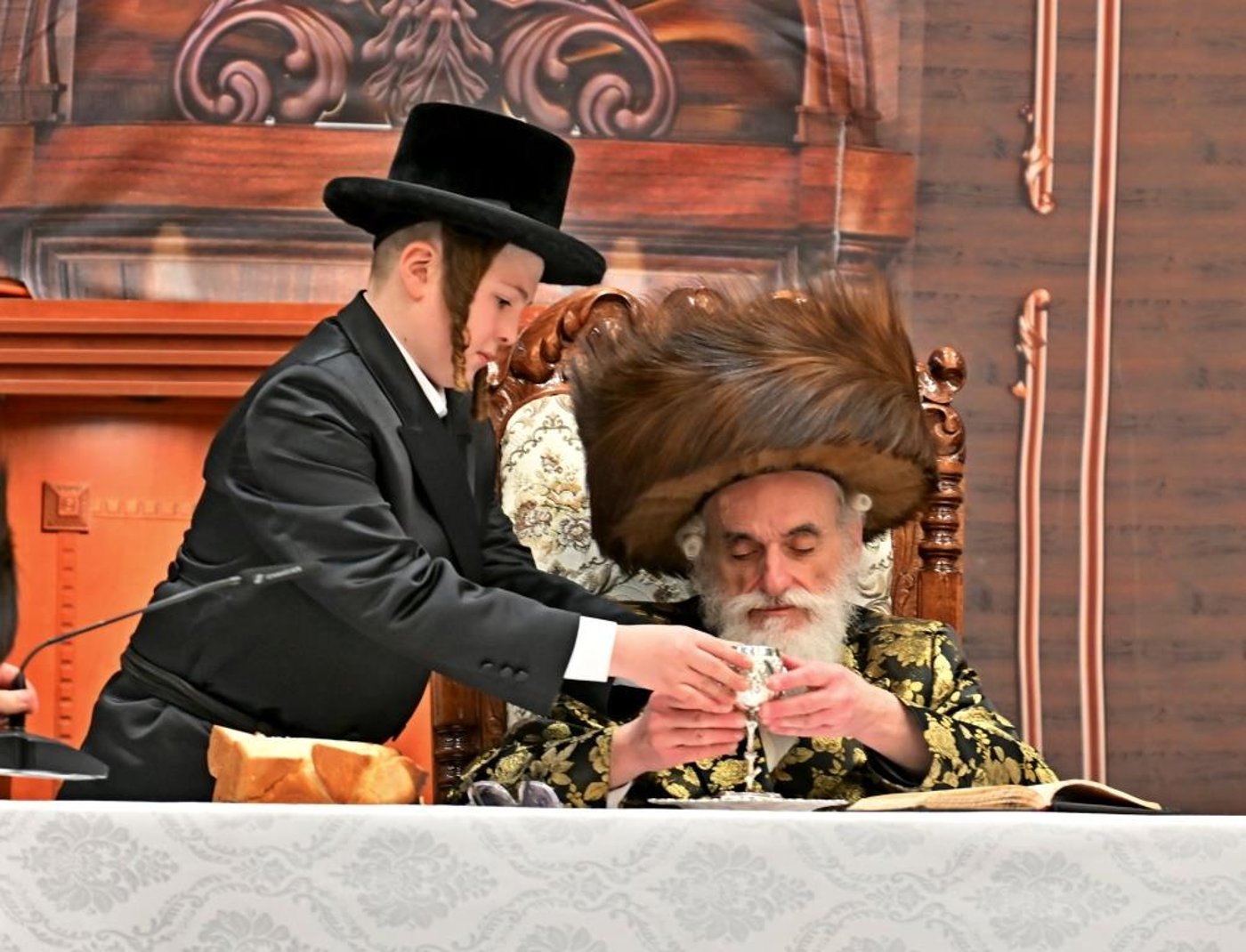 בר מצווה לבן הרב חיים מאיר מרקוביץ, אצל האדמו"ר מויזניץ