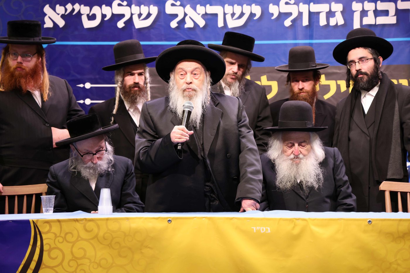 הגאון רבי יהושע רוזנברג נואם