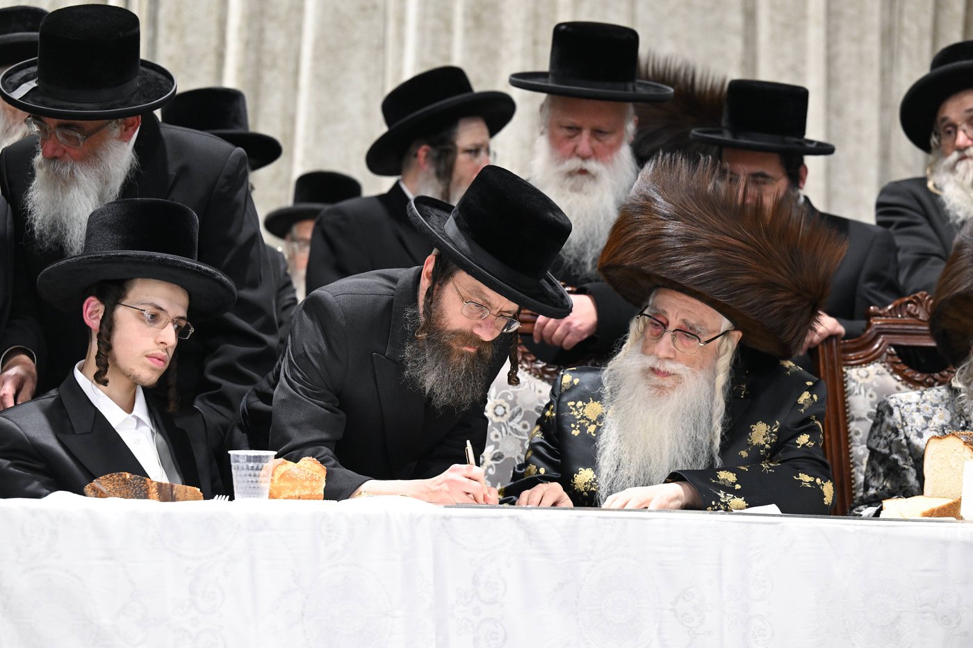 שמחת בית צאנז - סטרופקוב - מאקאווא - דז'יקוב ויזניץ