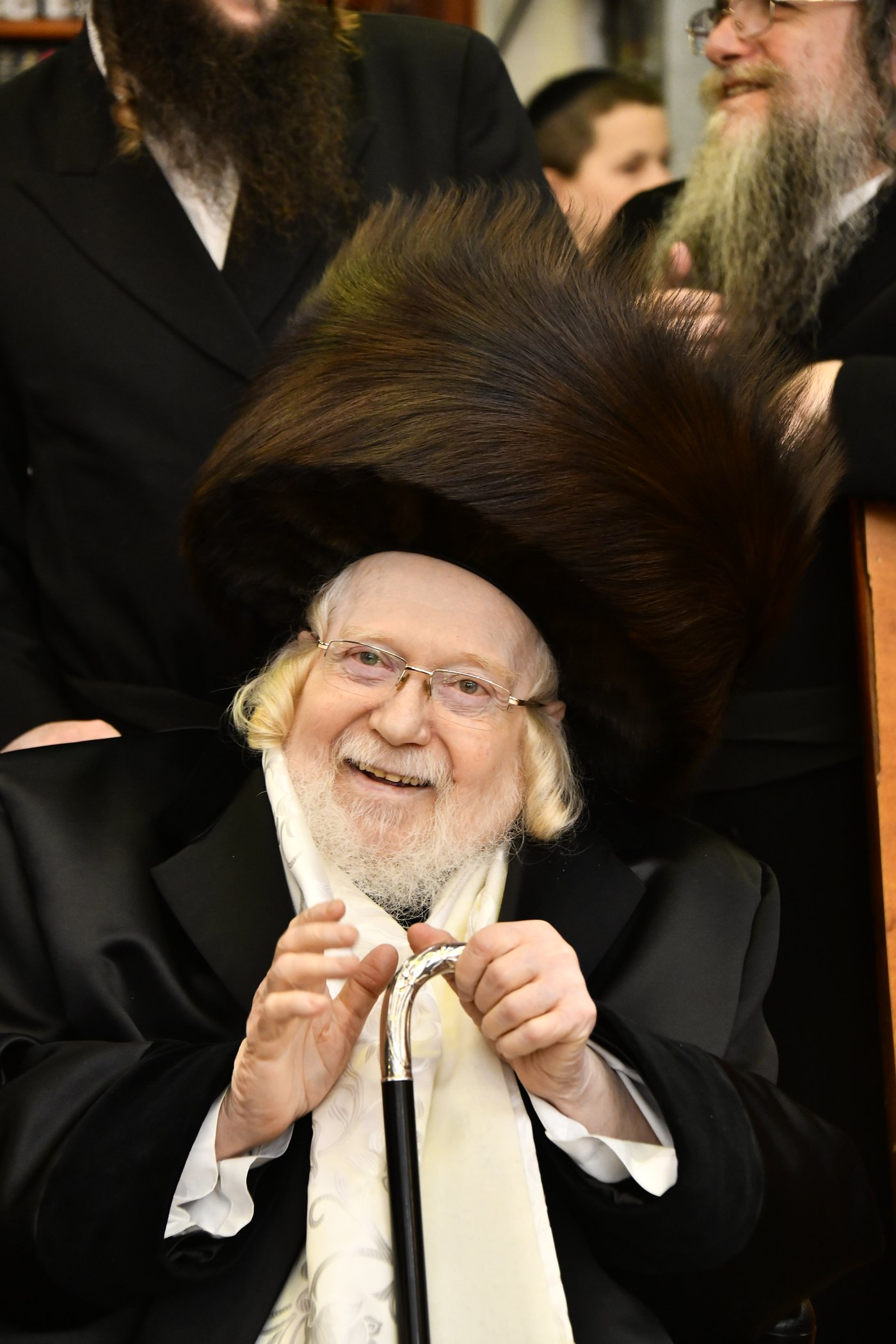 שמחת הברית בחצרות קרעטשניף - פרמשילאן - ספינקא