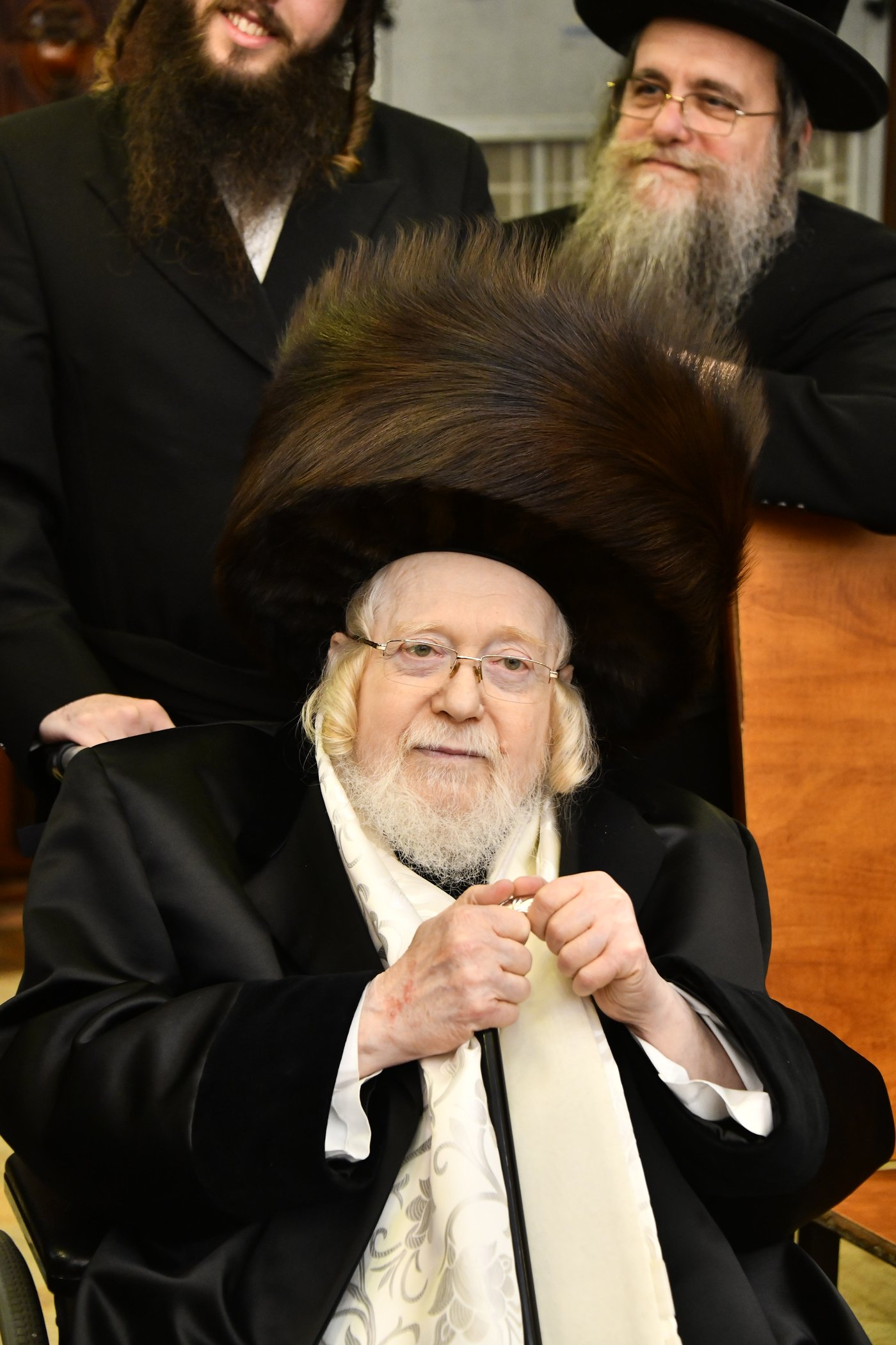 שמחת הברית בחצרות קרעטשניף - פרמשילאן - ספינקא