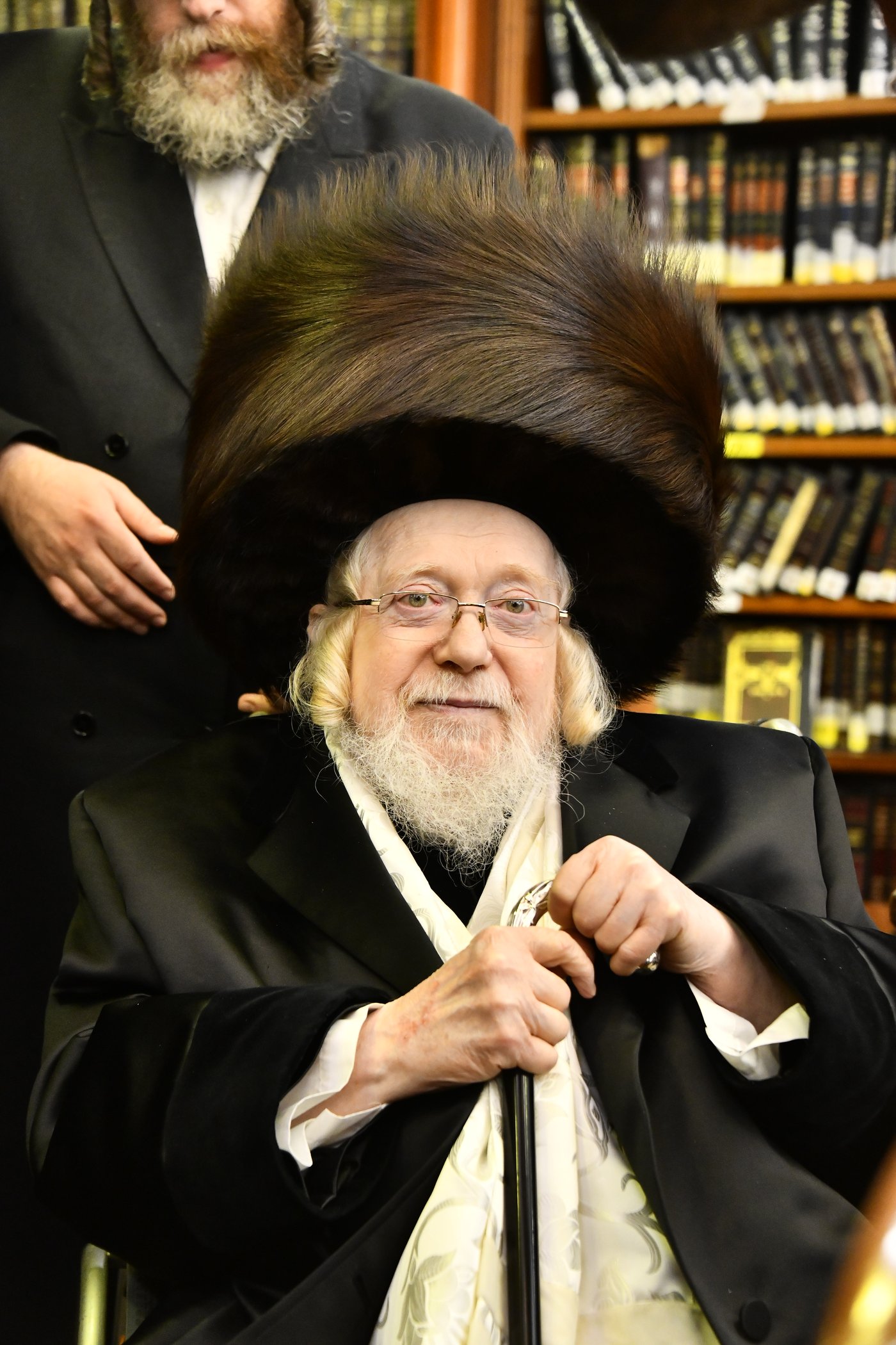 שמחת הברית בחצרות קרעטשניף - פרמשילאן - ספינקא