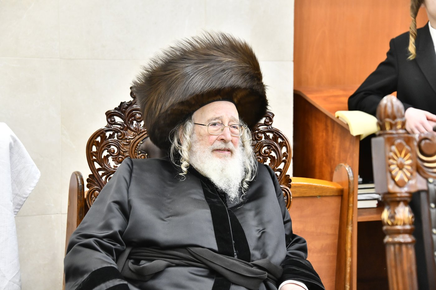 שמחת הברית בחצרות קרעטשניף - פרמשילאן - ספינקא