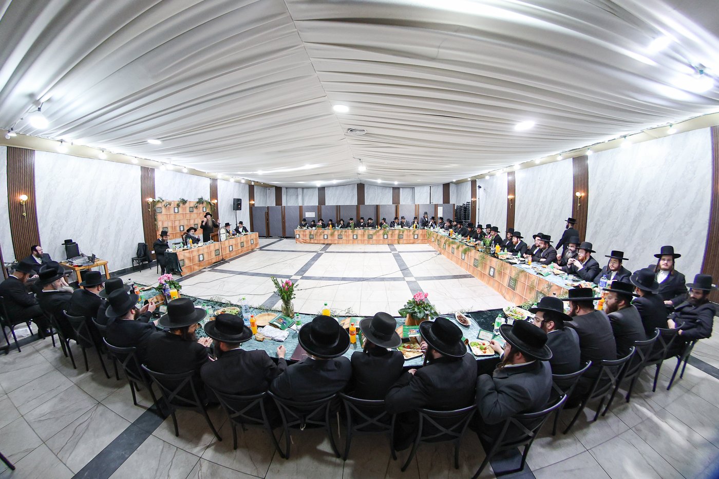 מעמד הסיום אצל הגה"צ רבי חיים צבי מייזליש