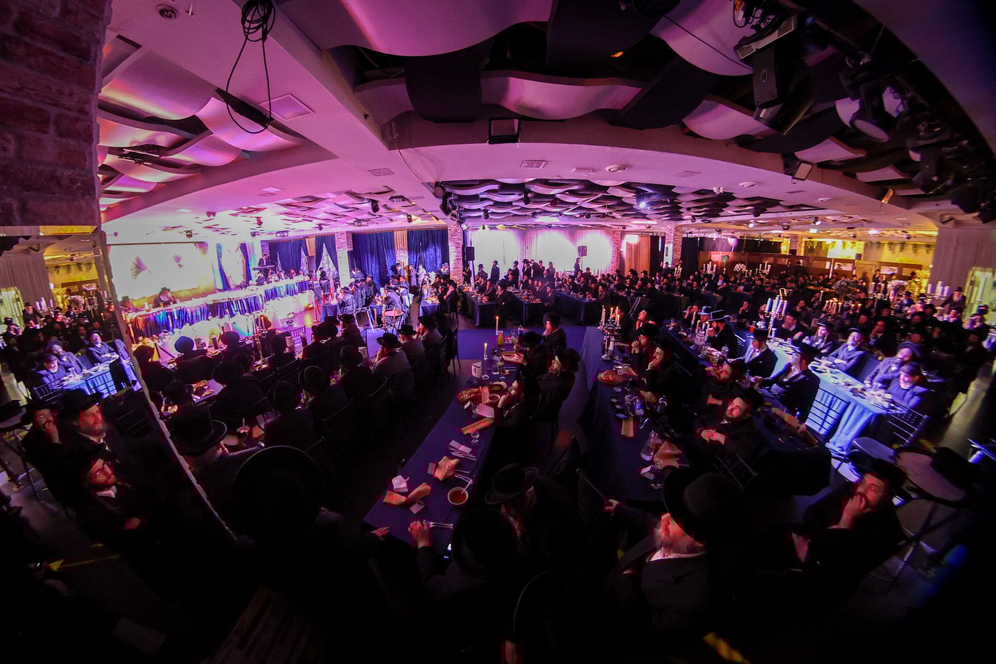 הדינר לטובת קרעטשניף סיגעט