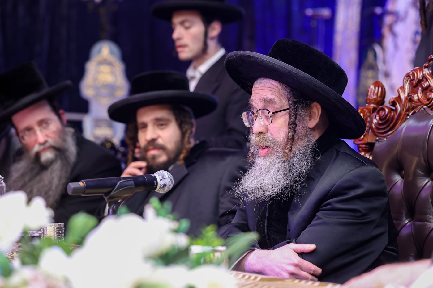 הדינר לטובת קרעטשניף סיגעט