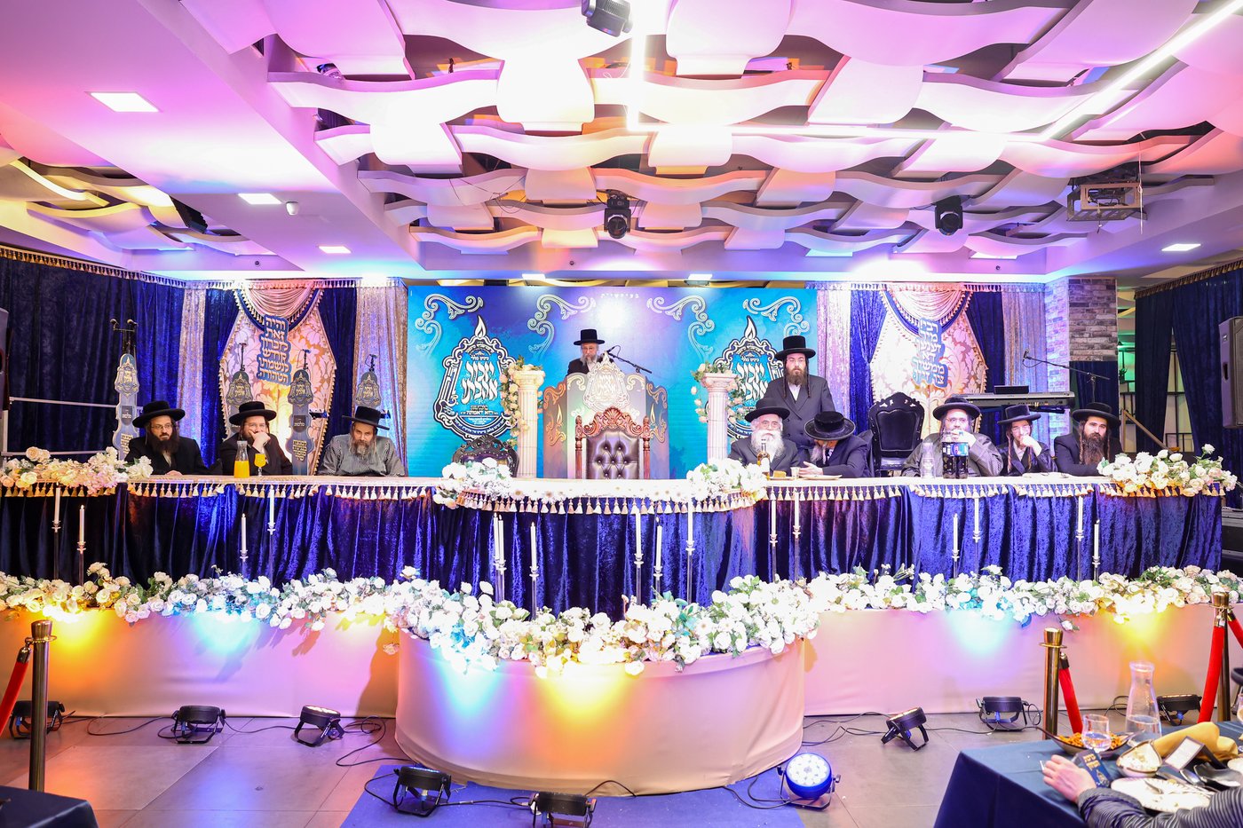 הדינר לטובת קרעטשניף סיגעט