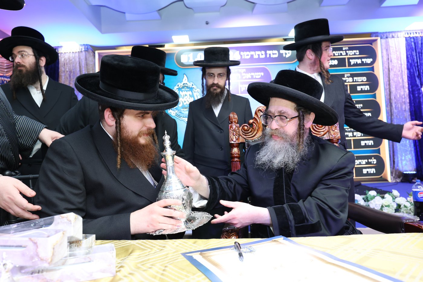 הדינר לטובת קרעטשניף סיגעט